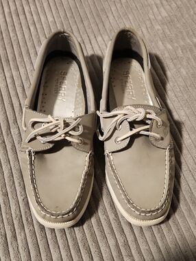 Sperry Women's Grey Leather 2-Eye Boat Shoes